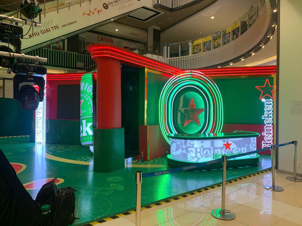 thiết kế booth quảng cáo