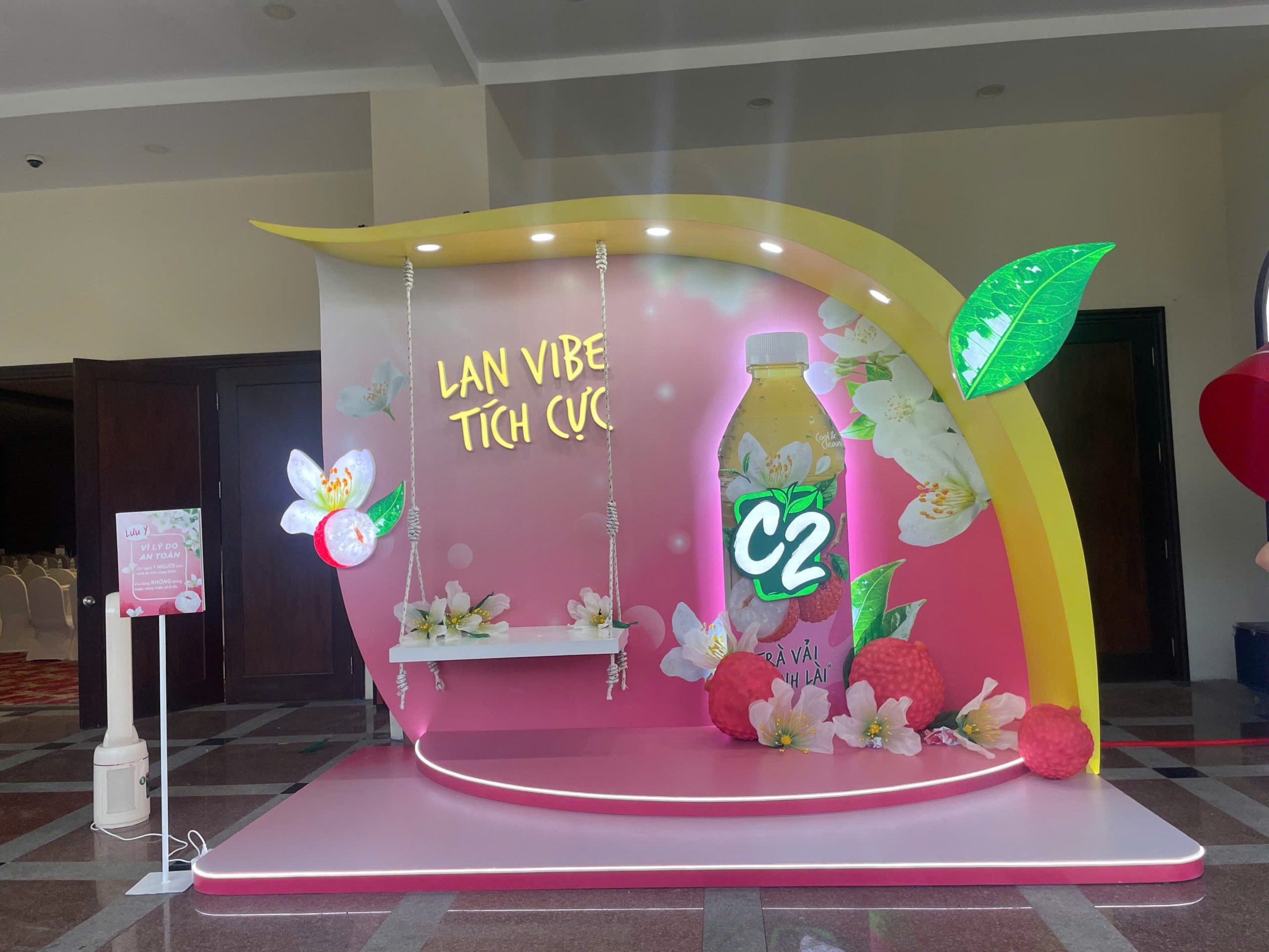 thiết kế booth quảng cáo